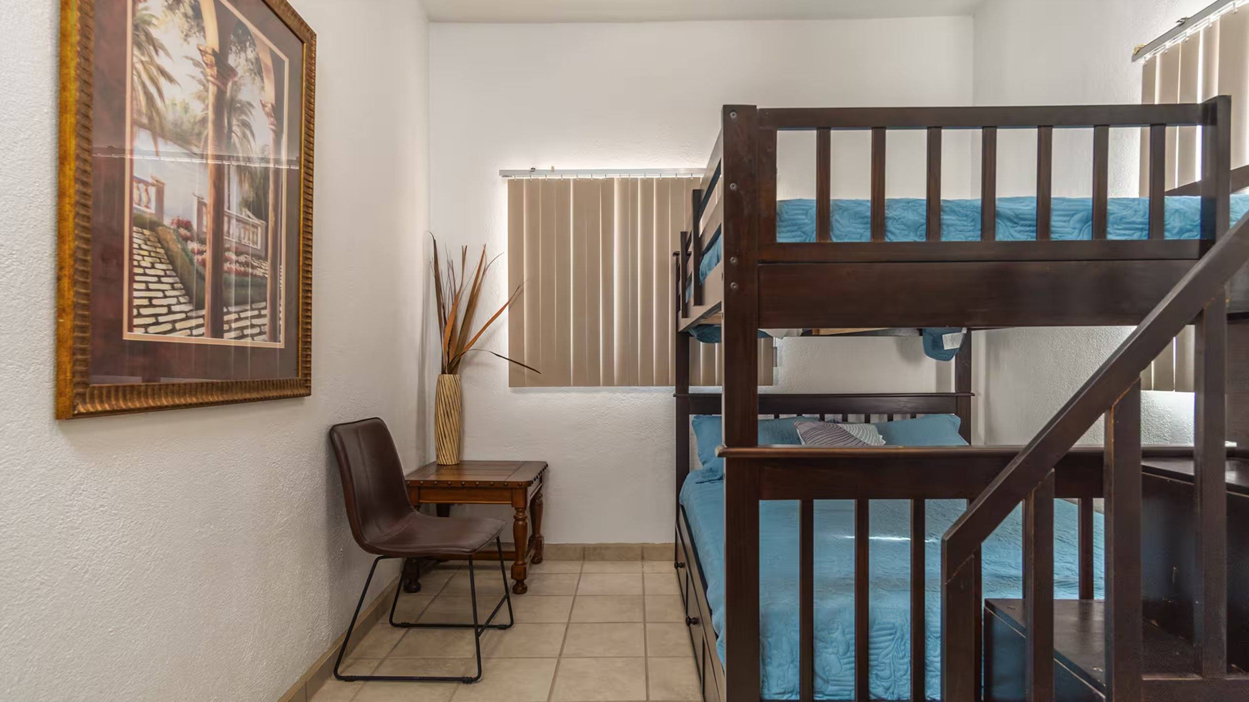 Bunk room at Cholla Bay Vista with full-size bunk beds